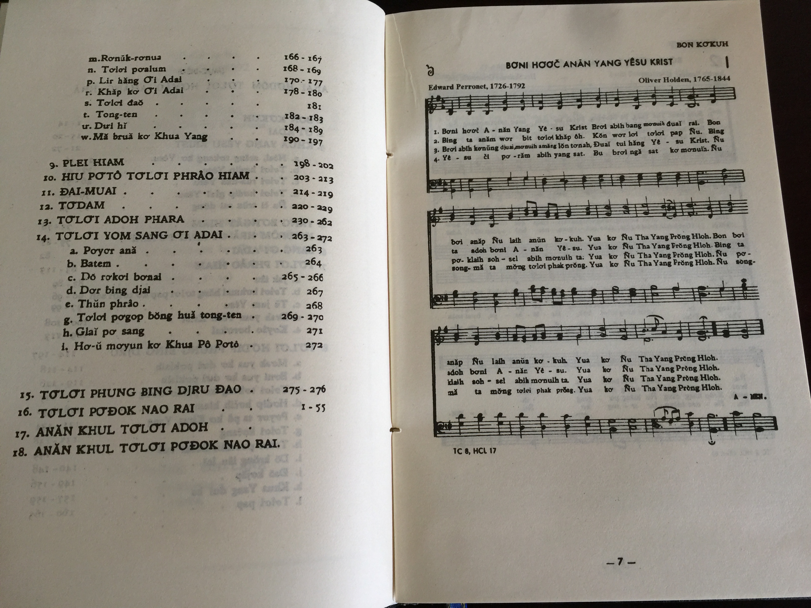 Jarai language Hymnal book 1